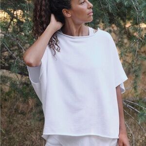 NWOT Frank & Eileen Olive Capelet Poncho in White Terry O/S One Size